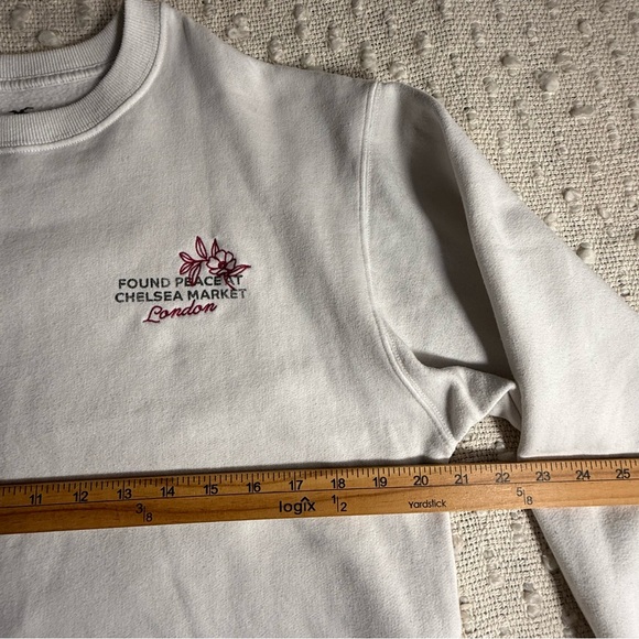 Women’s XS Hollister Crew Neck Sweatshirt Oversized PEACE London Market Plants - Picture 7 of 13